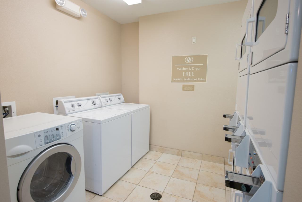 Candlewood Suites Bismarck - thumb 11