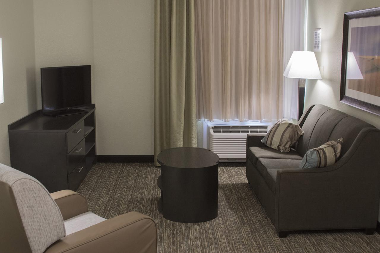 Candlewood Suites Bismarck - thumb 5