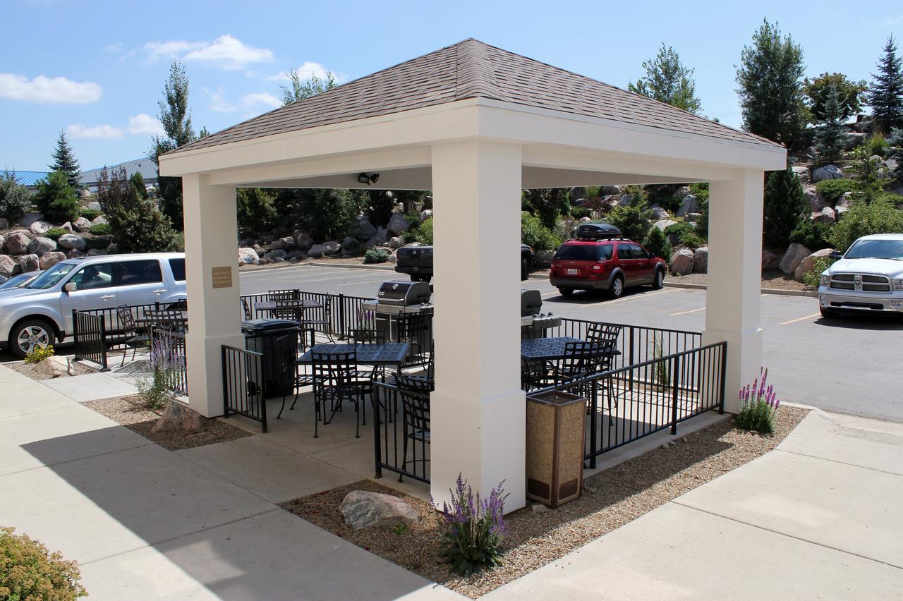 Candlewood Suites Bismarck - thumb 14