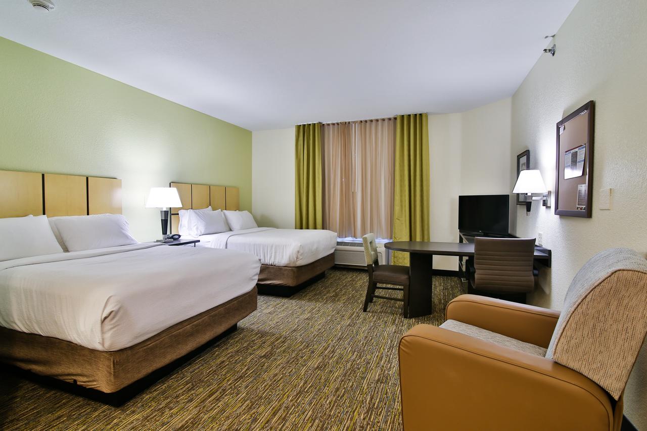 Candlewood Suites Bismarck - thumb 10