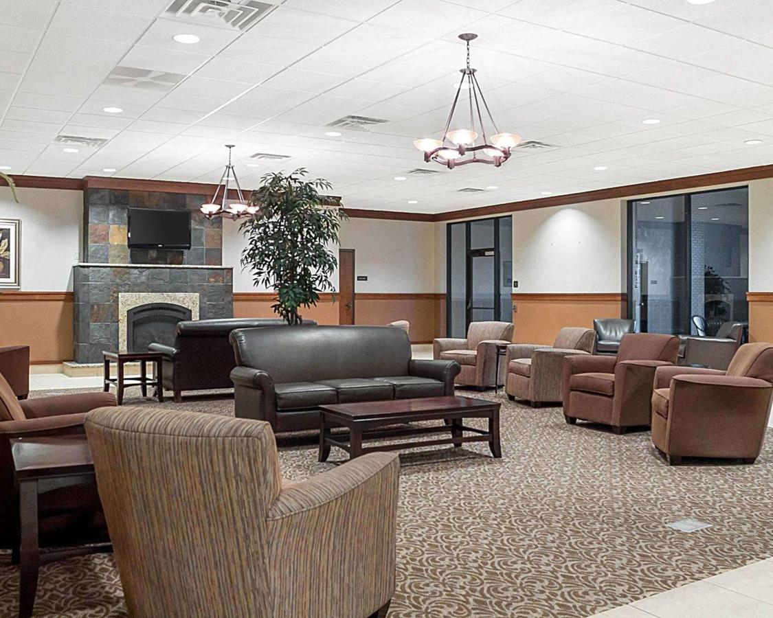 Quality Inn & Suites Conference Center And Water Park - thumb 18