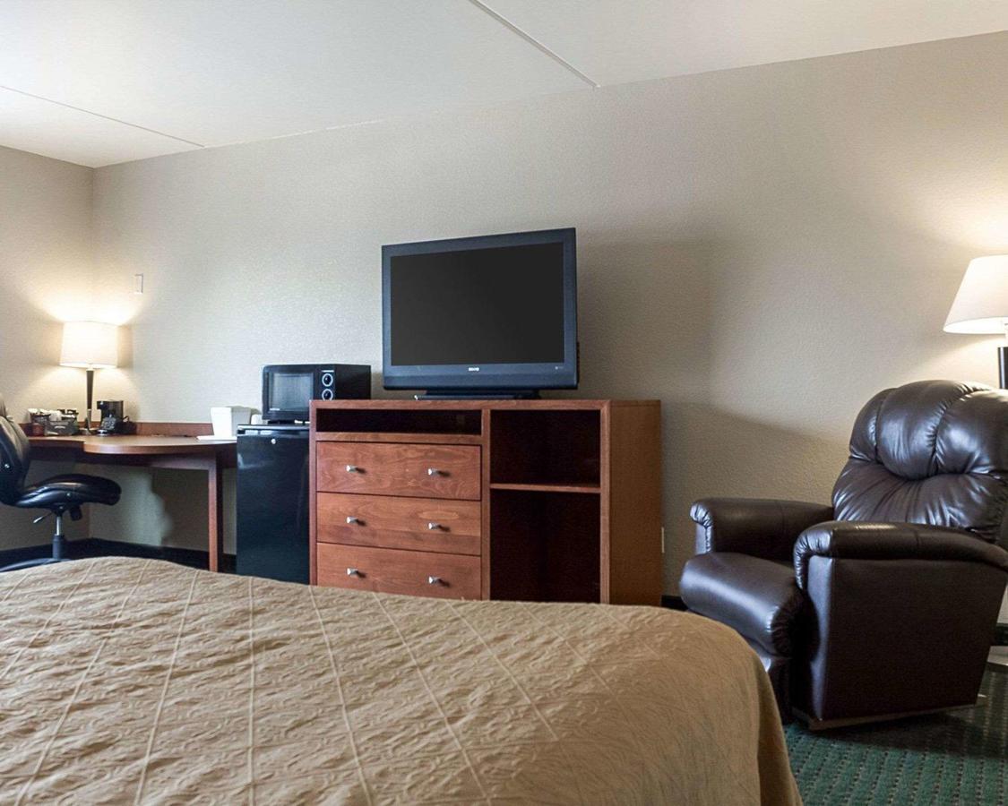 Quality Inn & Suites Conference Center And Water Park - thumb 13