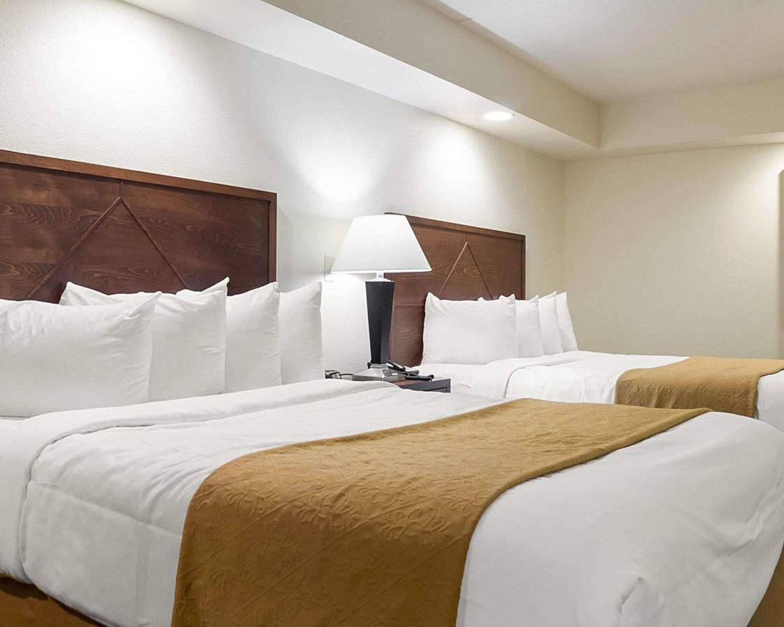 Quality Inn & Suites Conference Center And Water Park - thumb 12