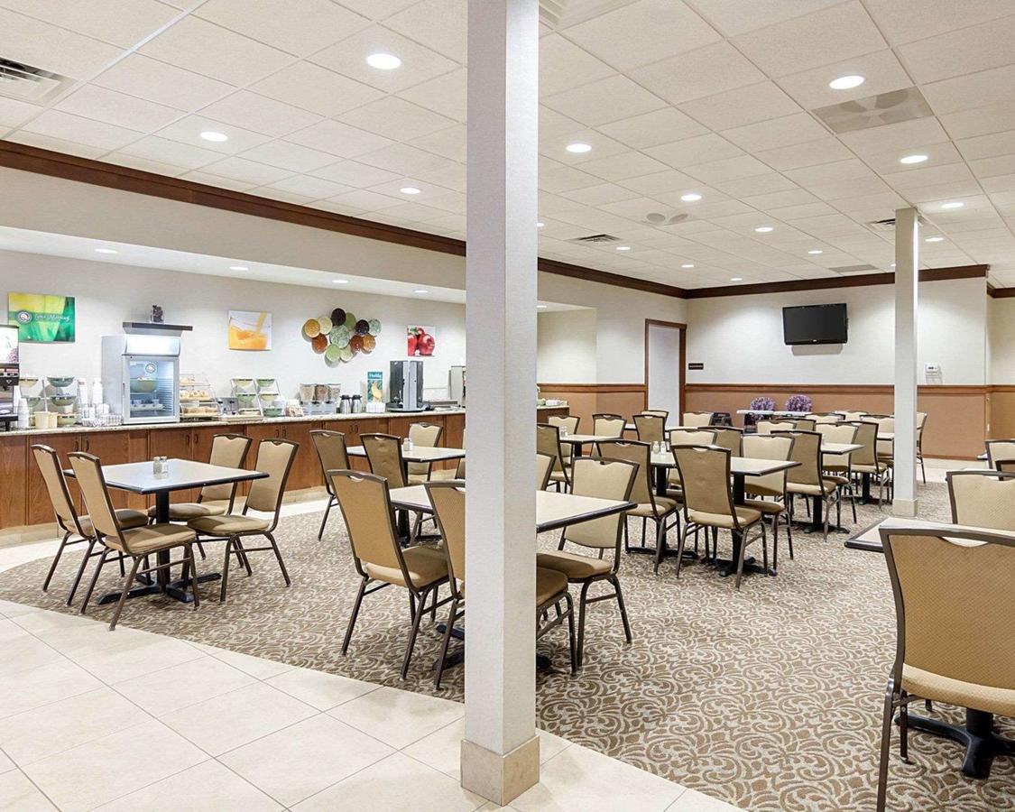 Quality Inn & Suites Conference Center And Water Park - thumb 30