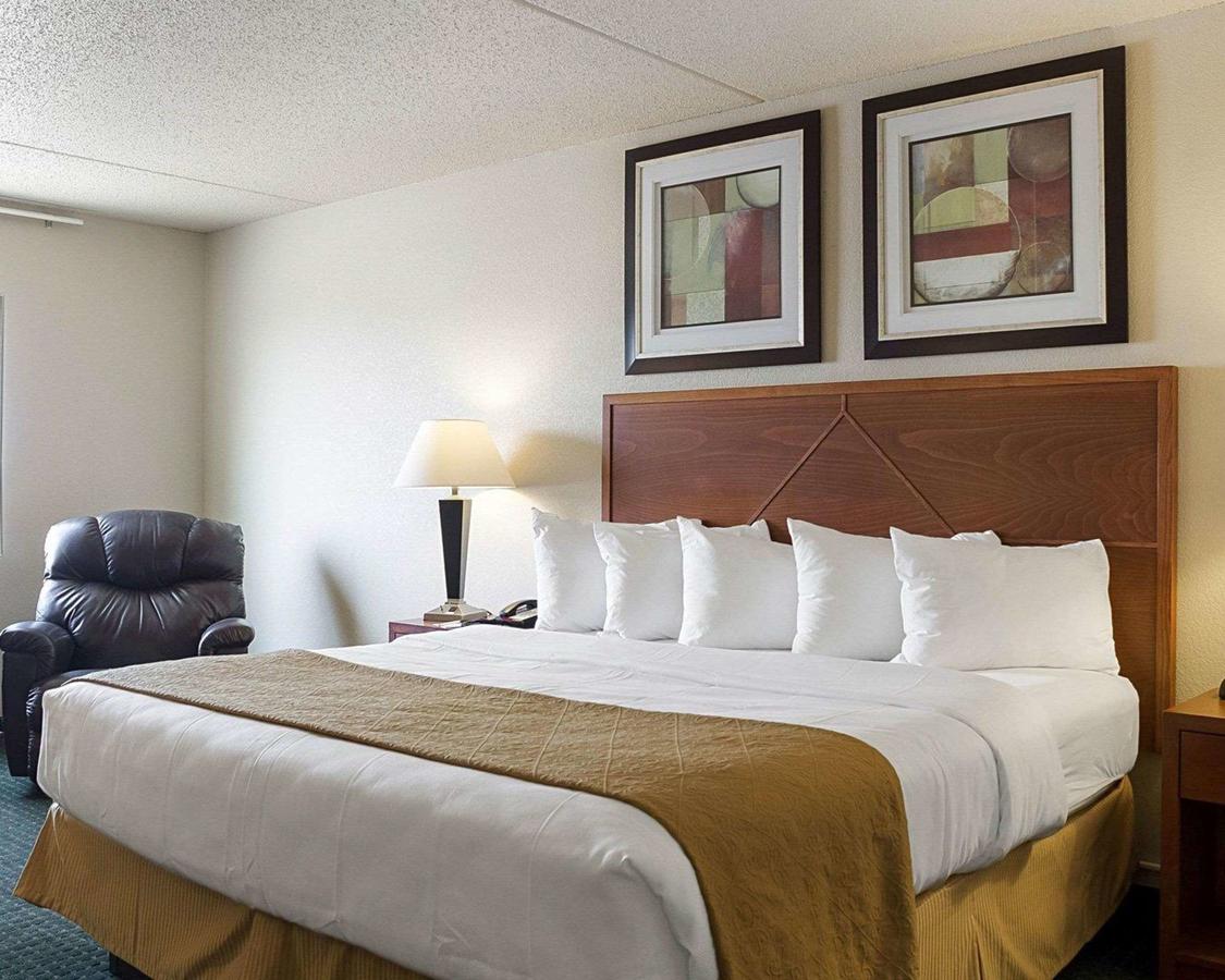 Quality Inn & Suites Conference Center And Water Park - thumb 36