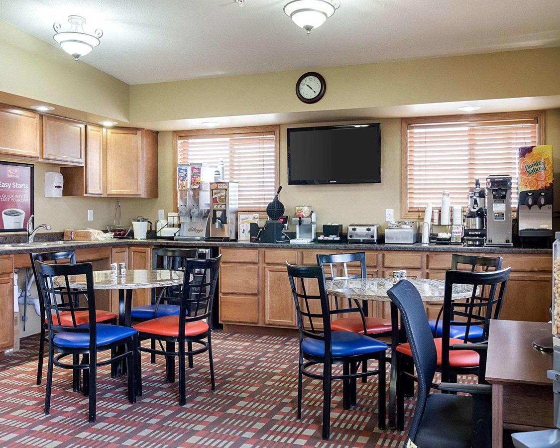 Econo Lodge Jamestown - thumb 7