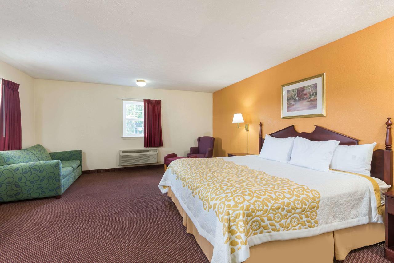 Days Inn By Wyndham Amherst - thumb 10