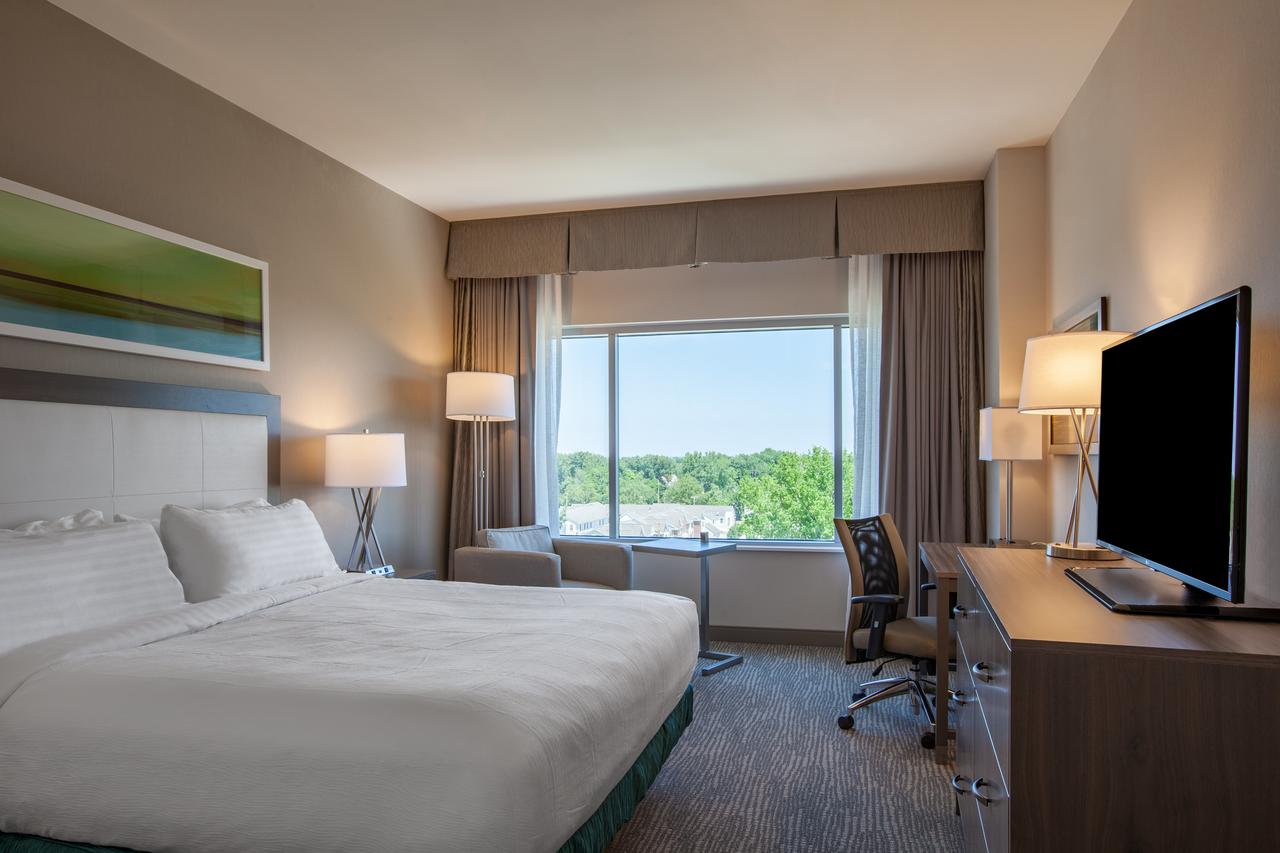 Holiday Inn Cleveland Clinic - thumb 25