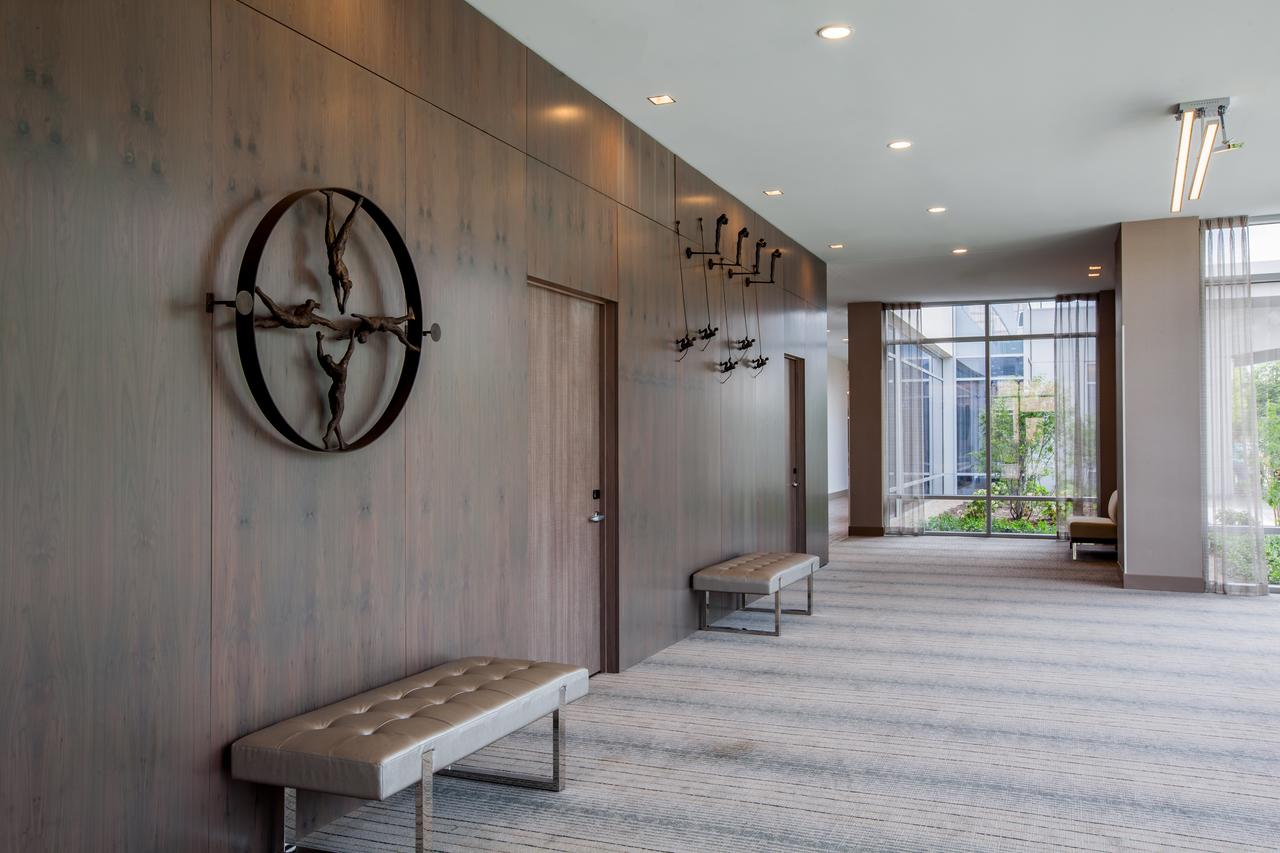 Holiday Inn Cleveland Clinic - thumb 2