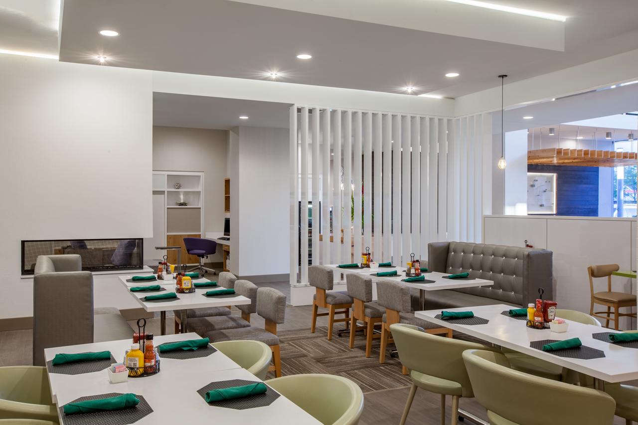 Holiday Inn Cleveland Clinic - thumb 39