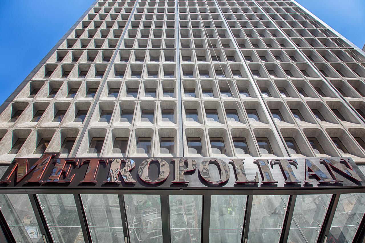 Metropolitan At The 9, Autograph Collection - thumb 32
