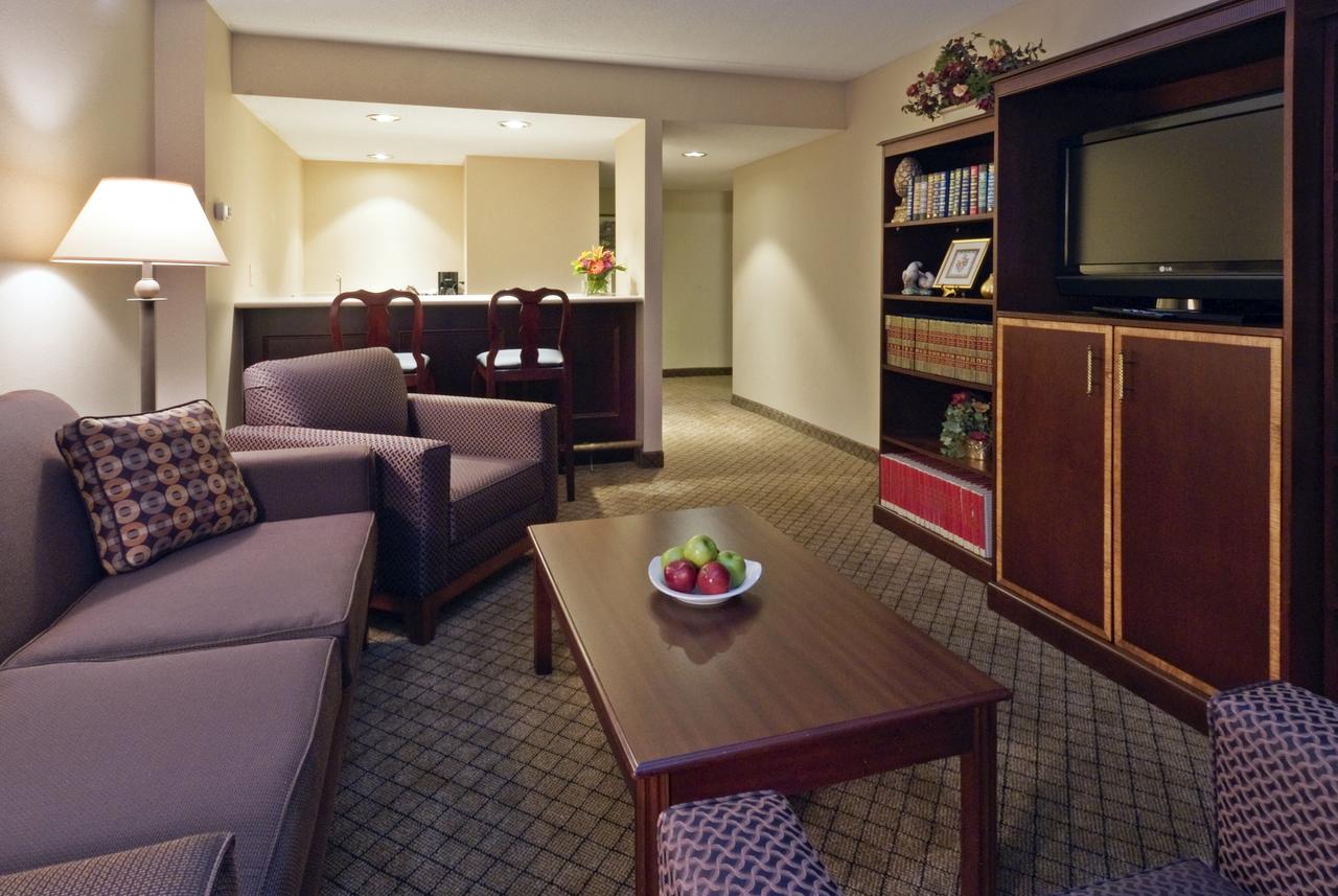Holiday Inn Cincinnati-Eastgate - thumb 12