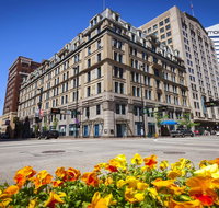 Curio Collection by Hilton The Cincinnatian Hotel - Accommodation Missouri