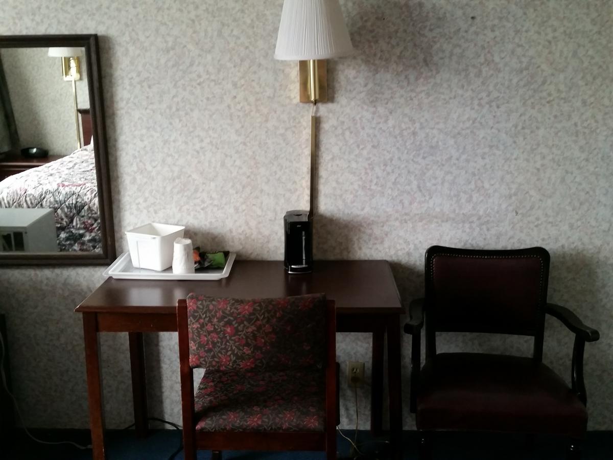 University Hotel And Suites - thumb 15