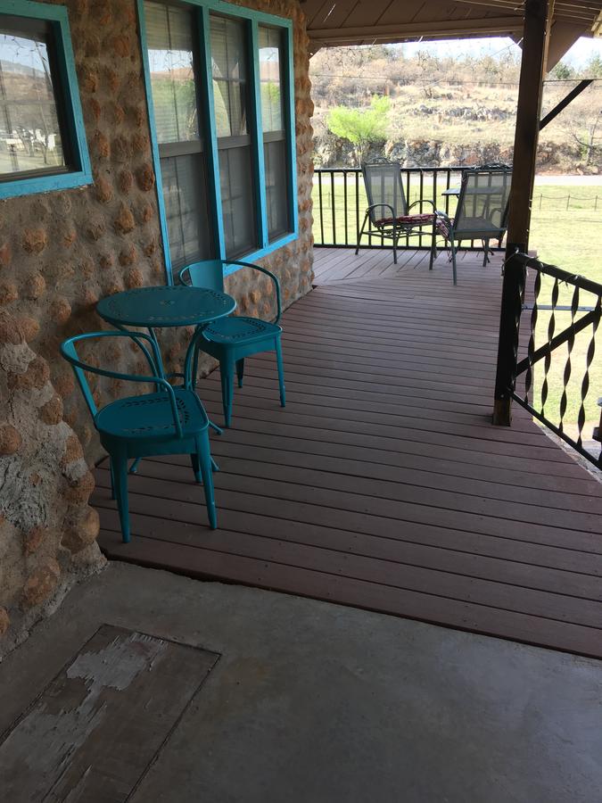 Blue Eyed Coyote BnB - thumb 10