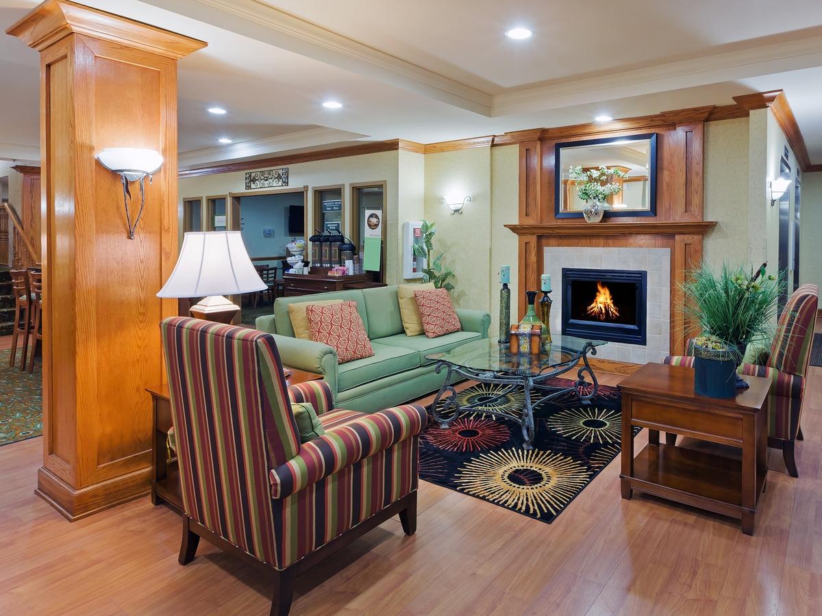 Country Inn & Suites By Radisson, Oklahoma City At Northwest Expressway, OK - thumb 2