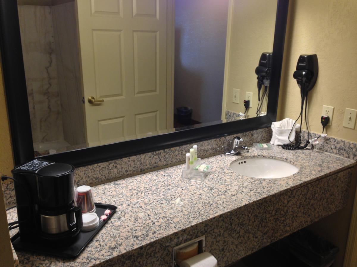 Country Inn & Suites By Radisson, Oklahoma City At Northwest Expressway, OK - thumb 15