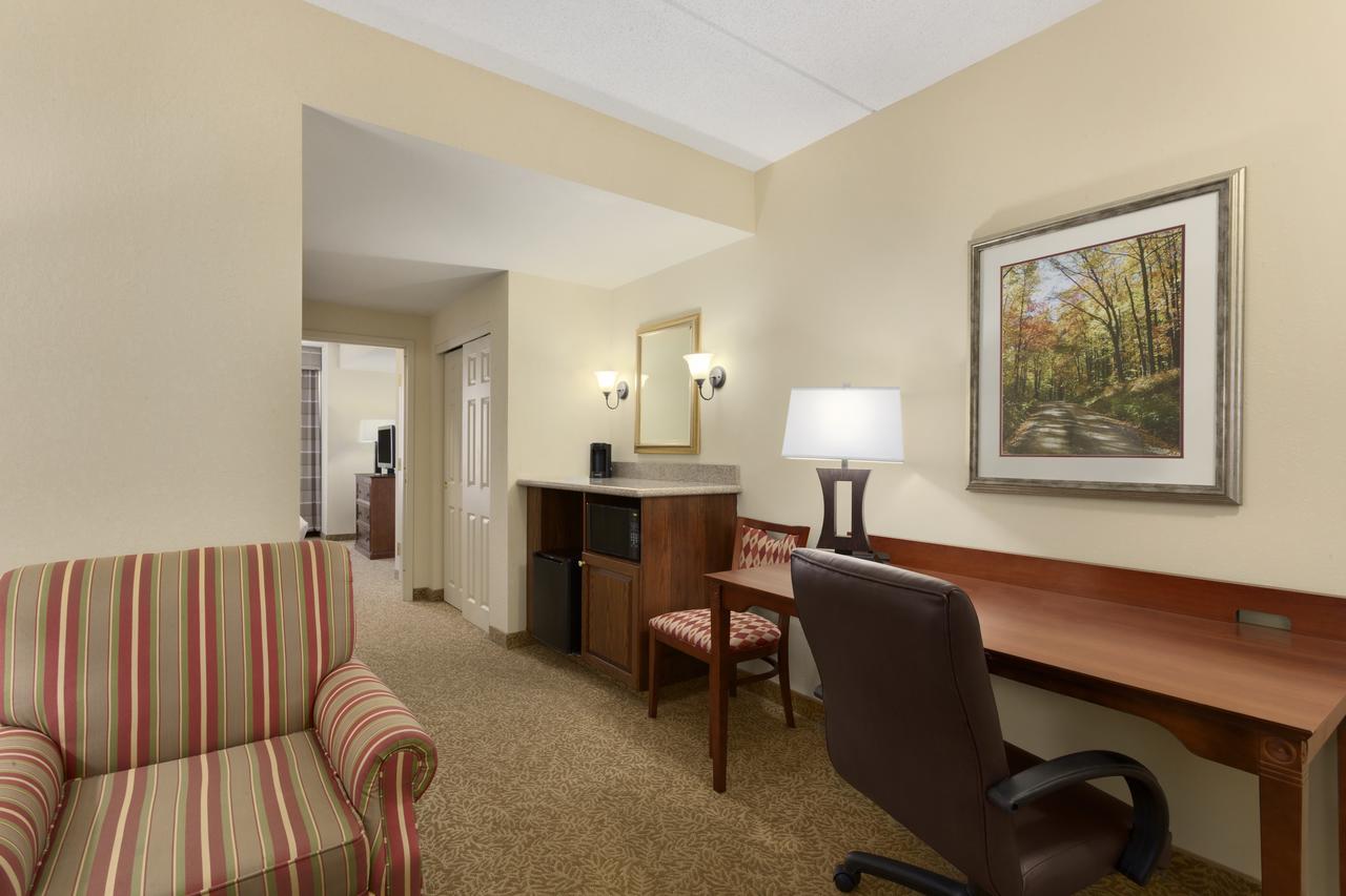 Country Inn & Suites By Radisson, State College (Penn State Area), PA - thumb 10