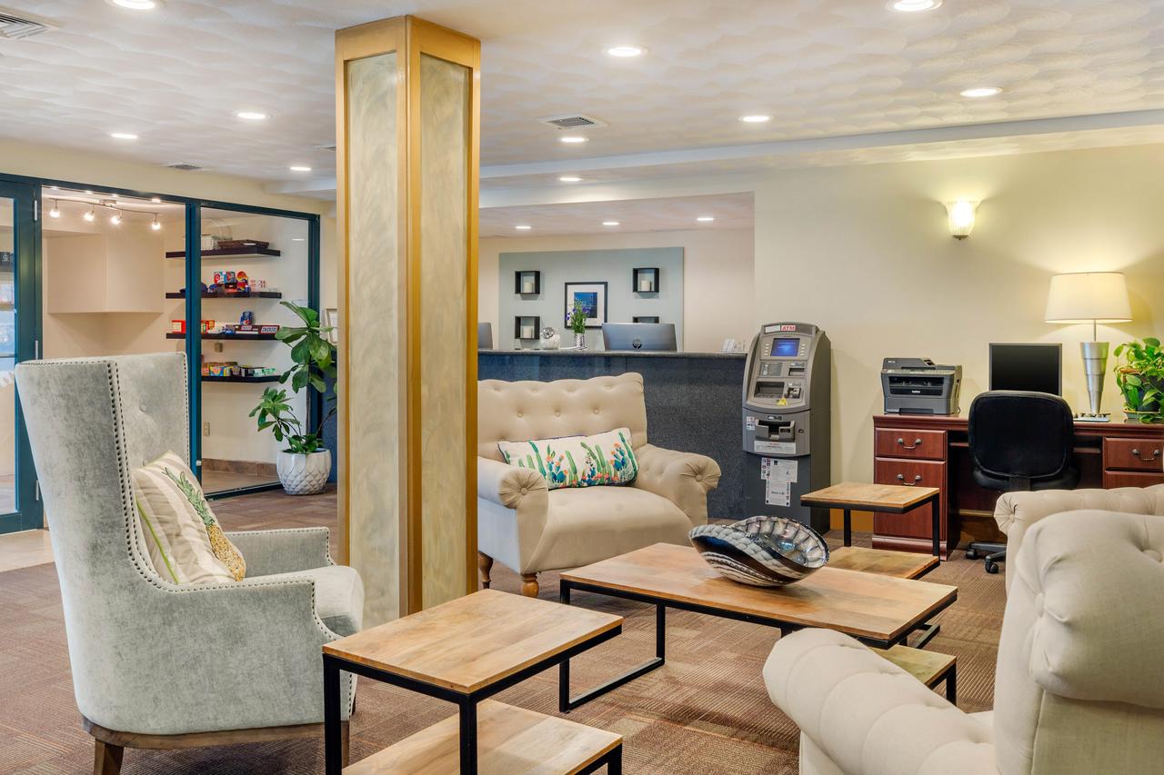 Atlantic Beach Hotel And Suites - thumb 26