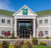 Quality Inn and Suites Middletown - Accommodation Missouri