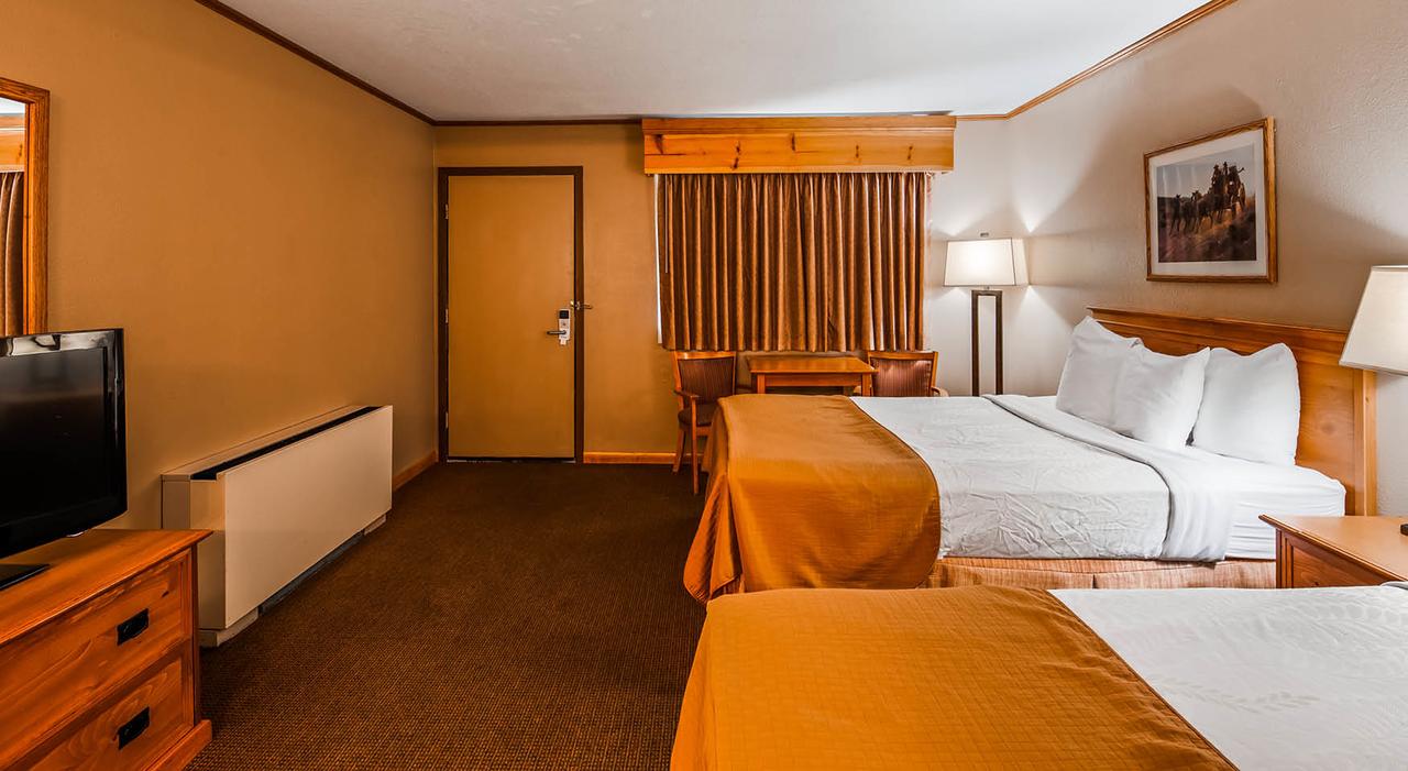 Deadwood Miners Hotel - thumb 11