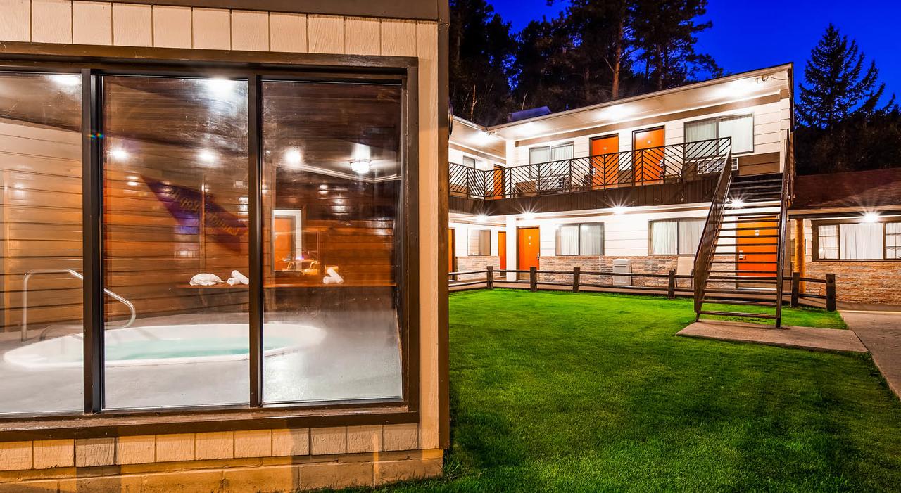 Deadwood Miners Hotel - thumb 15