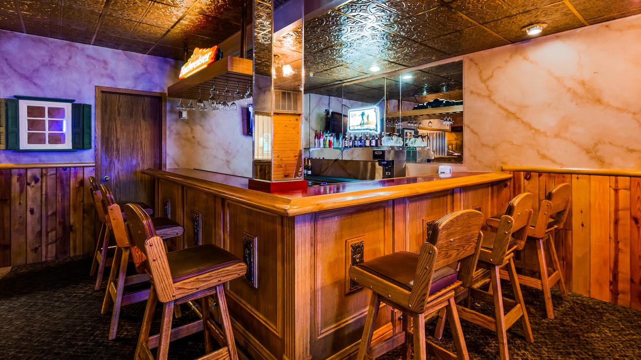 Deadwood Miners Hotel - thumb 42