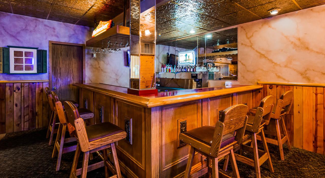 Deadwood Miners Hotel - thumb 19