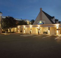 Days Inn by Wyndham Alexandria - Accommodation Missouri