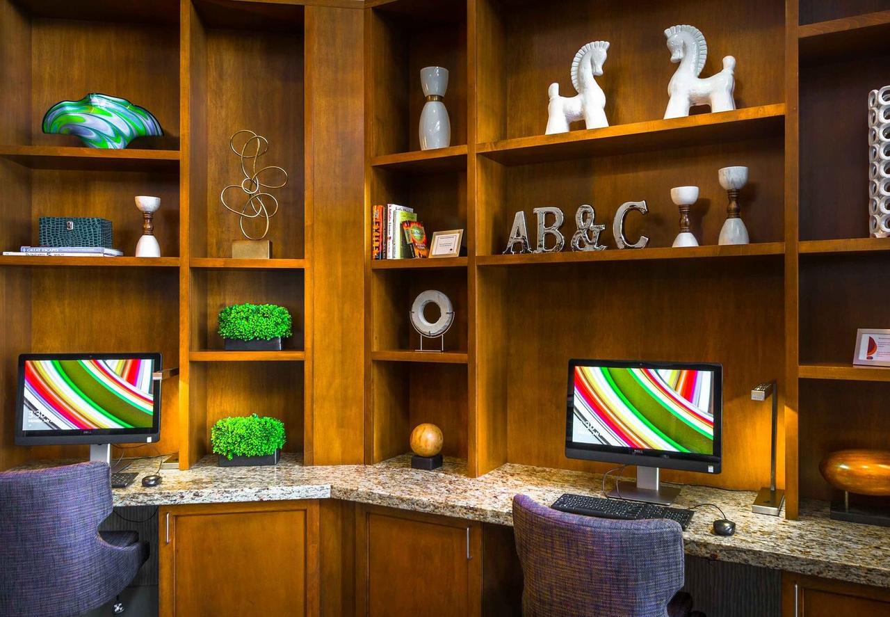 Residence Inn Arlington Courthouse - thumb 10