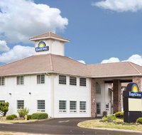 Days Inn by Wyndham Ocean Shores - Accommodation Missouri