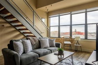 1 BR Apt Near Convention Center by Frontdesk Accommodation Missouri