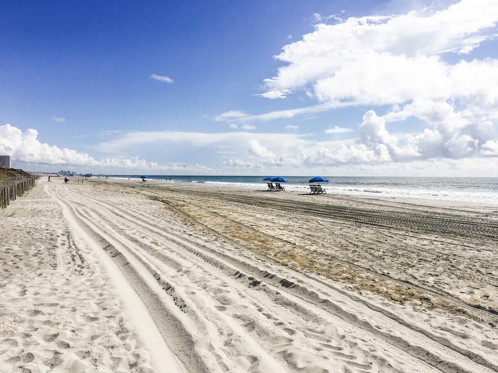 1027 North Sea Bridge Court Home - thumb 2