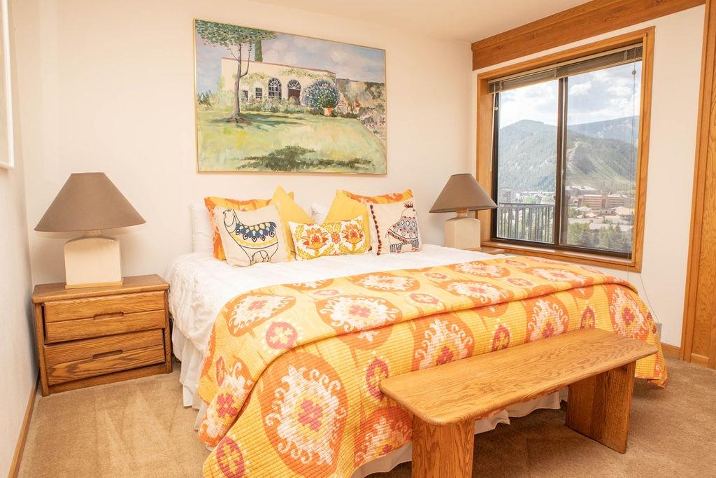 15 Chambertin Townhomes Townhouse - thumb 3