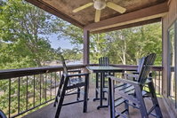 3BR Lake of the Ozarks Cove Condo with Hot Tub Accommodation Missouri