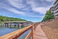 4BR Osage Beach Condo with Lakefront Decks Accommodation Missouri