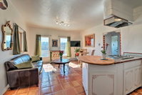 Adobe Escape with Views - Near Taos Ski Valley Accommodation Missouri