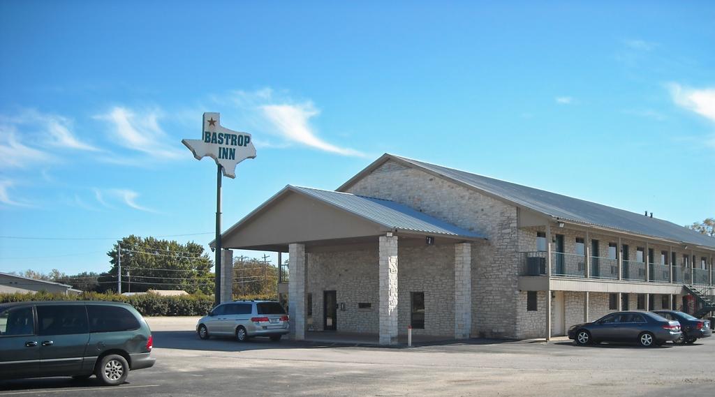 Bastrop Inn - thumb 0
