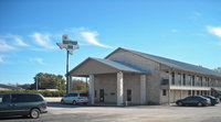 Booking Bastrop Accommodation Missouri