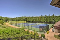 Branson Lodge in StoneBridge with Resort Amenities Accommodation Missouri