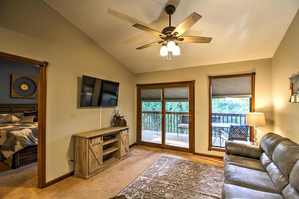 Branson W Condo With Pool - Near Silver Dollar City - thumb 3