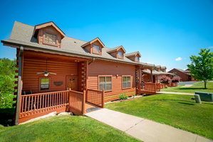 Cabins At Grand Mountain