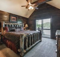 Chalet Luxury Lakefront Villa 5 - Accommodation Missouri