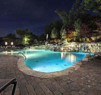 Chalets Resort Lakefront Cottage Free Amenities Amazing views Kayaks 2 Pools - Accommodation Missouri