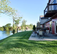 Chalets Resort Luxury Lakefront Chalet Family Friendly 2 Pools Free Amenities - Accommodation Missouri