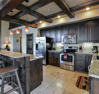 Chalets Resort Luxury Lakefront Villa Amazing View 2 Pools Free Amenities Dock - Accommodation Missouri