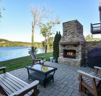 Chalets Resort Luxury Lakefront Villa Family Friendly 2 Pools Free Amenities - Accommodation Missouri
