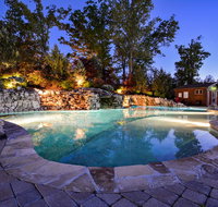 Chalets Resort Luxury Lakefront Villa Family Friendly 2 Pools Free Amenities - Accommodation Missouri