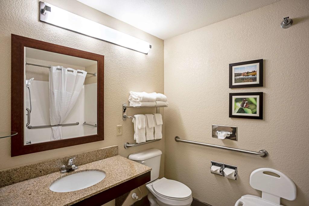 Comfort Inn & Suites Independence - thumb 3