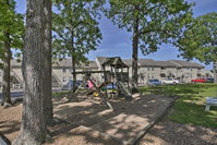 Condo on Pogue Hollow Cove with Shared Amenities Accommodation Missouri